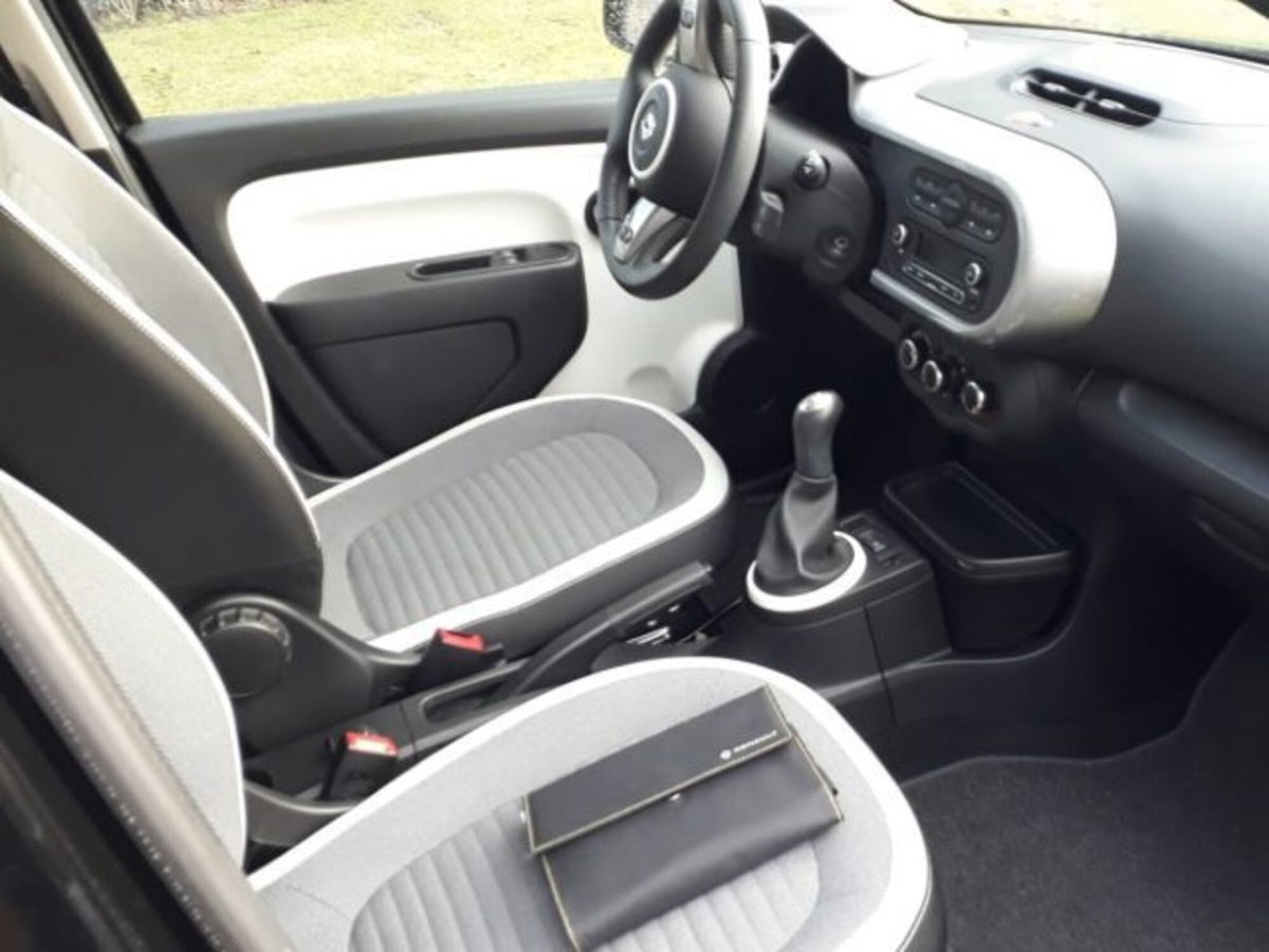 Renault Twingo 1.0 SCe Wave (10)
