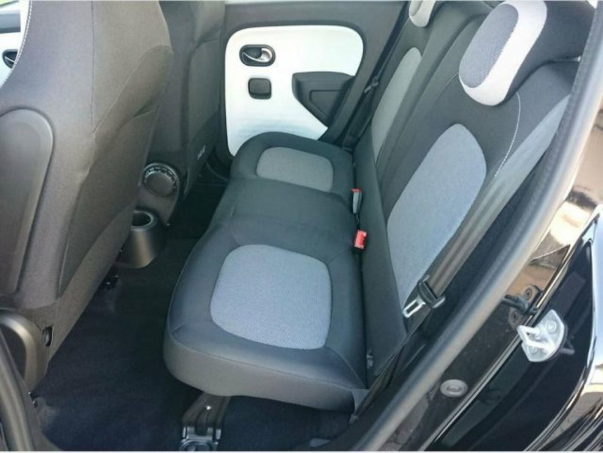 Renault Twingo 1.0 SCe Wave (11)