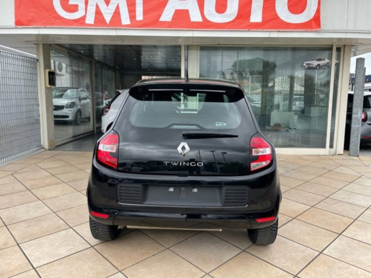 Renault Twingo 1.0 SCe Wave (4)