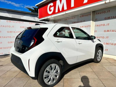 Toyota Aygo X 1.0 Lounge 72cv (5)