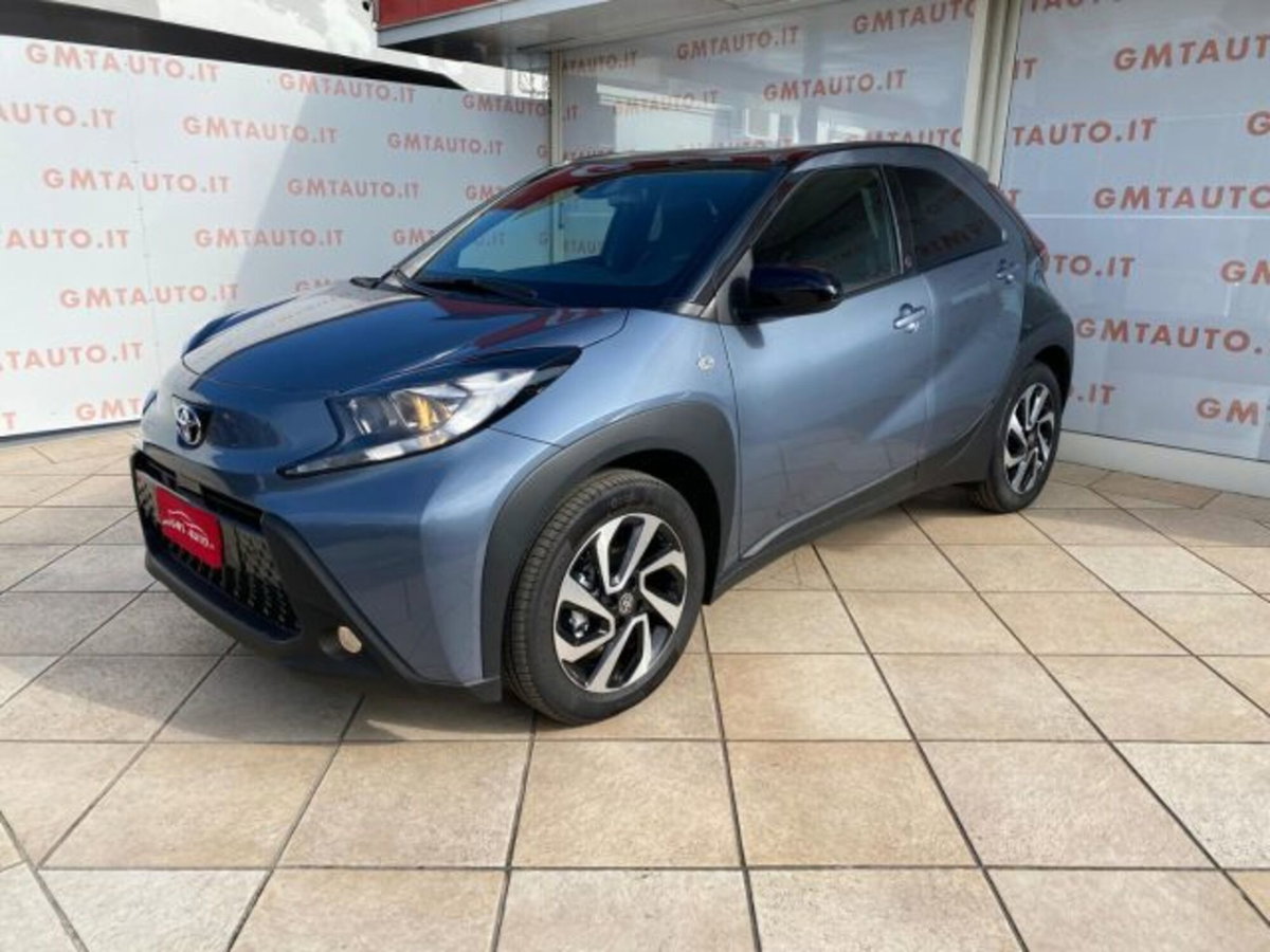 Toyota Aygo X 1.0 Trend 72cv (7)