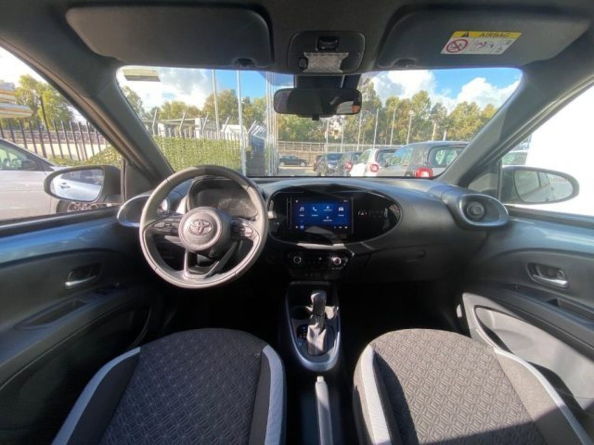 Toyota Aygo X 1.0 Trend 72cv (9)
