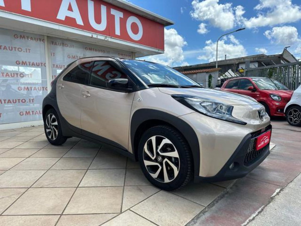 Toyota Aygo X 1.0 Trend 72cv (8)