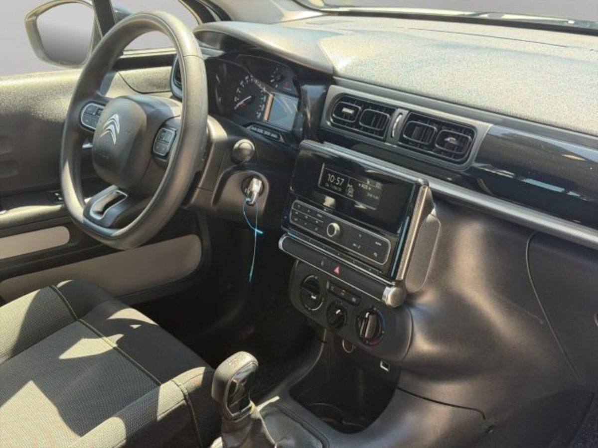 Citroen C3 BlueHDi 100 S&S Van Feel (10)