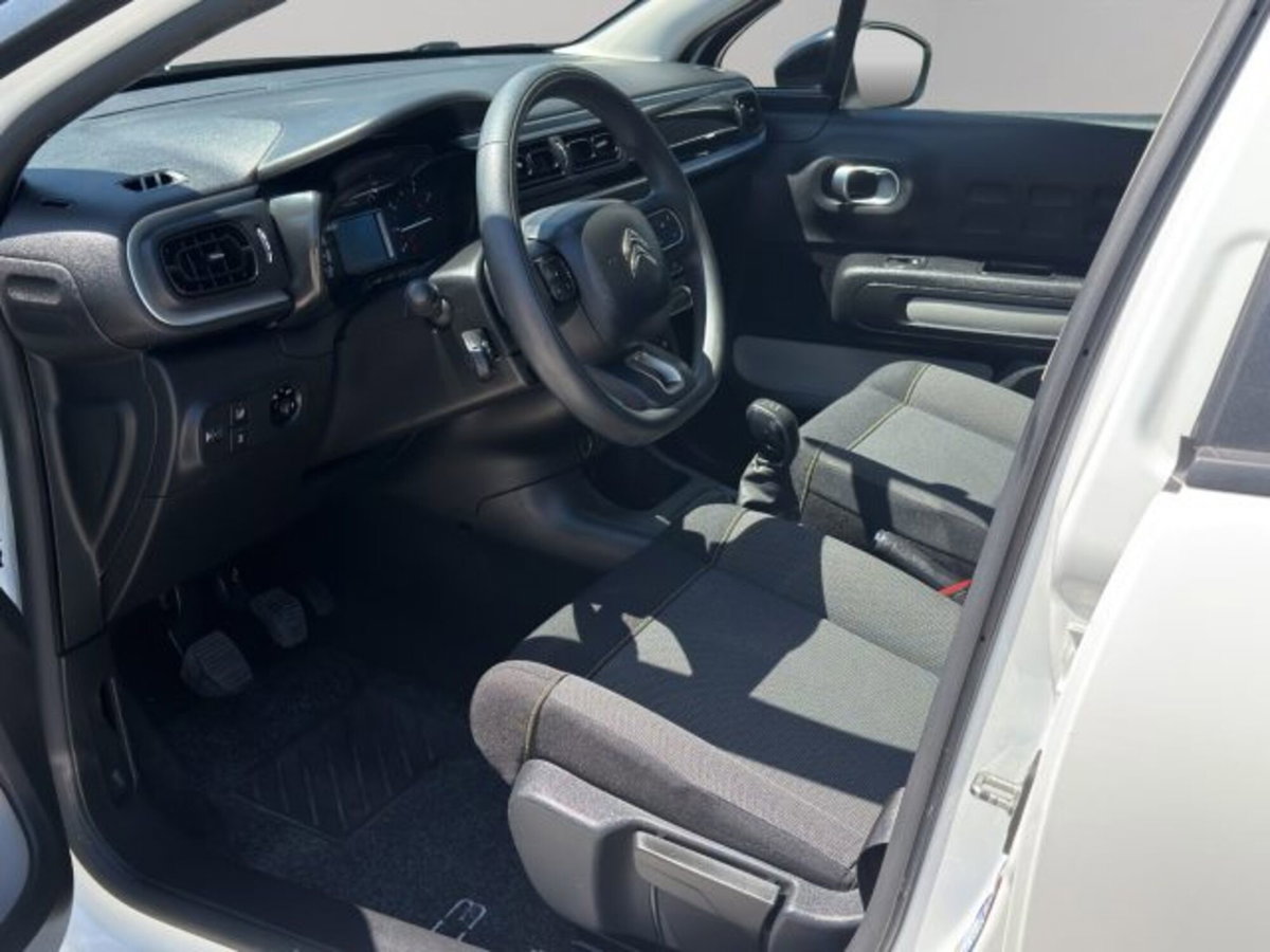 Citroen C3 BlueHDi 100 S&S Van Feel (7)