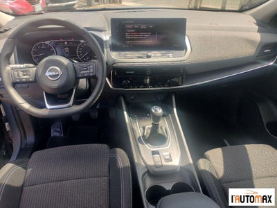 Nissan Qashqai 1.3 mhev Acenta 2wd 140cv (9)