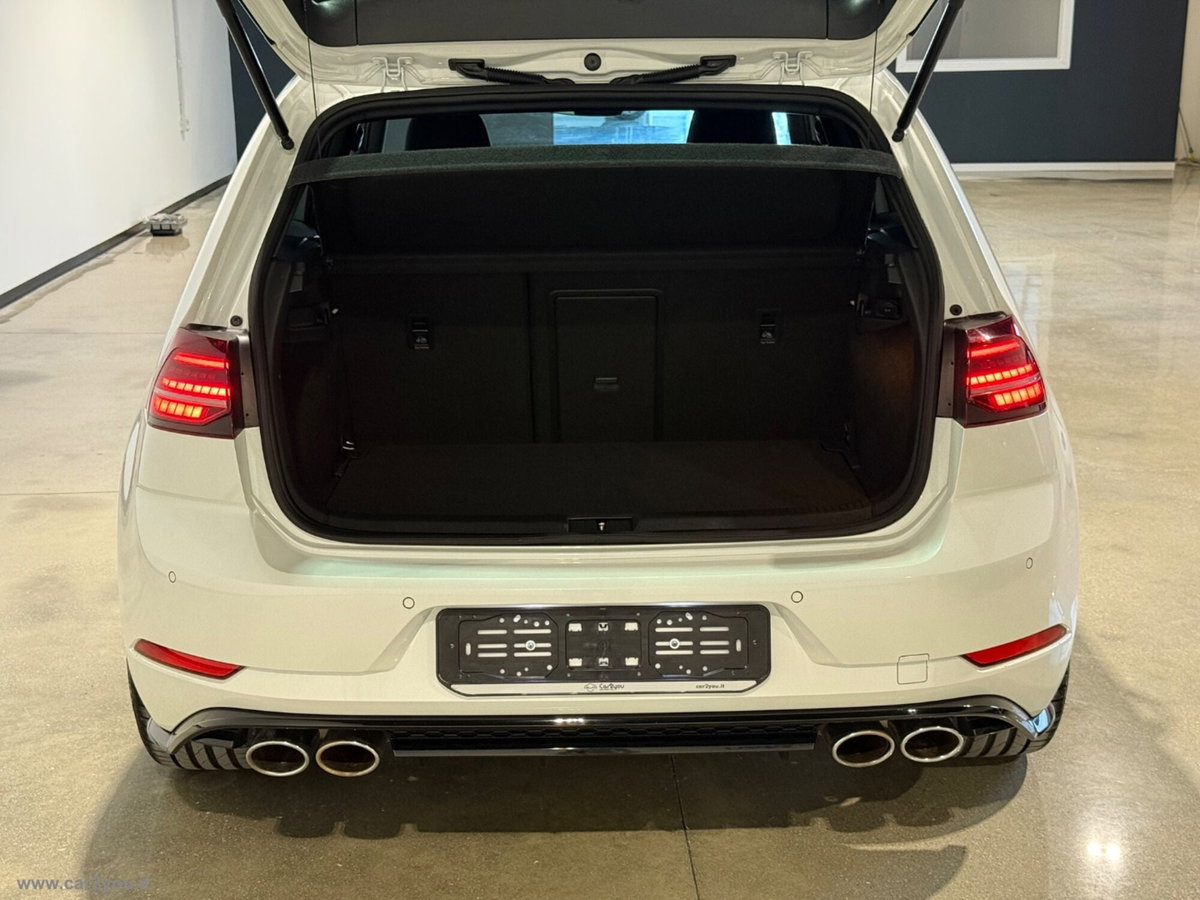 Volkswagen Golf R 2.0 TSI DSG 4MOTION 5p. BMT (15)