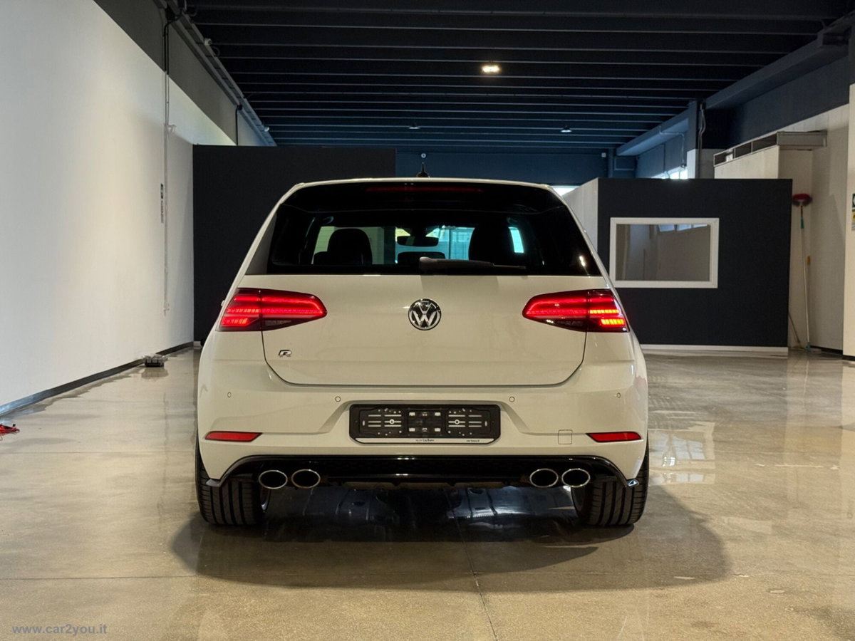 Volkswagen Golf R 2.0 TSI DSG 4MOTION 5p. BMT (3)