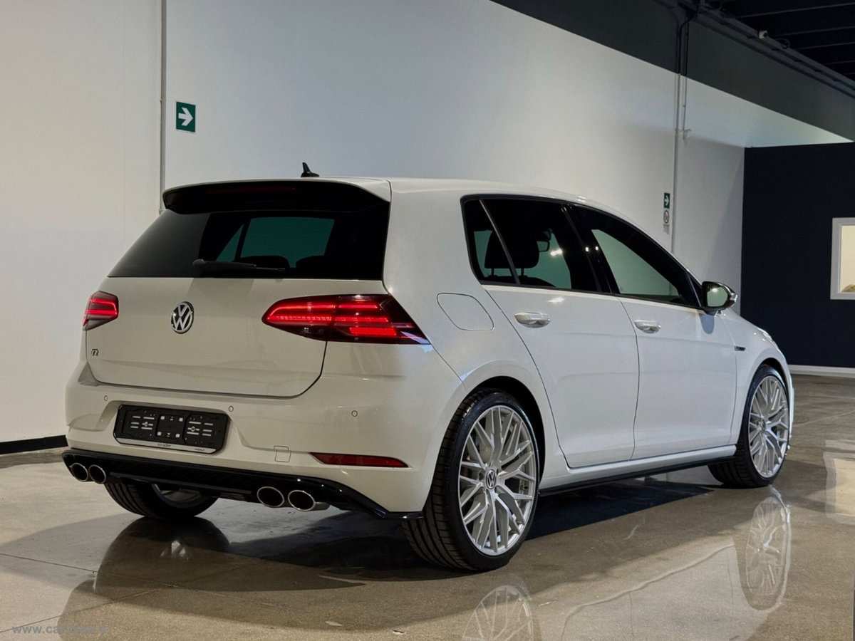 Volkswagen Golf R 2.0 TSI DSG 4MOTION 5p. BMT (4)