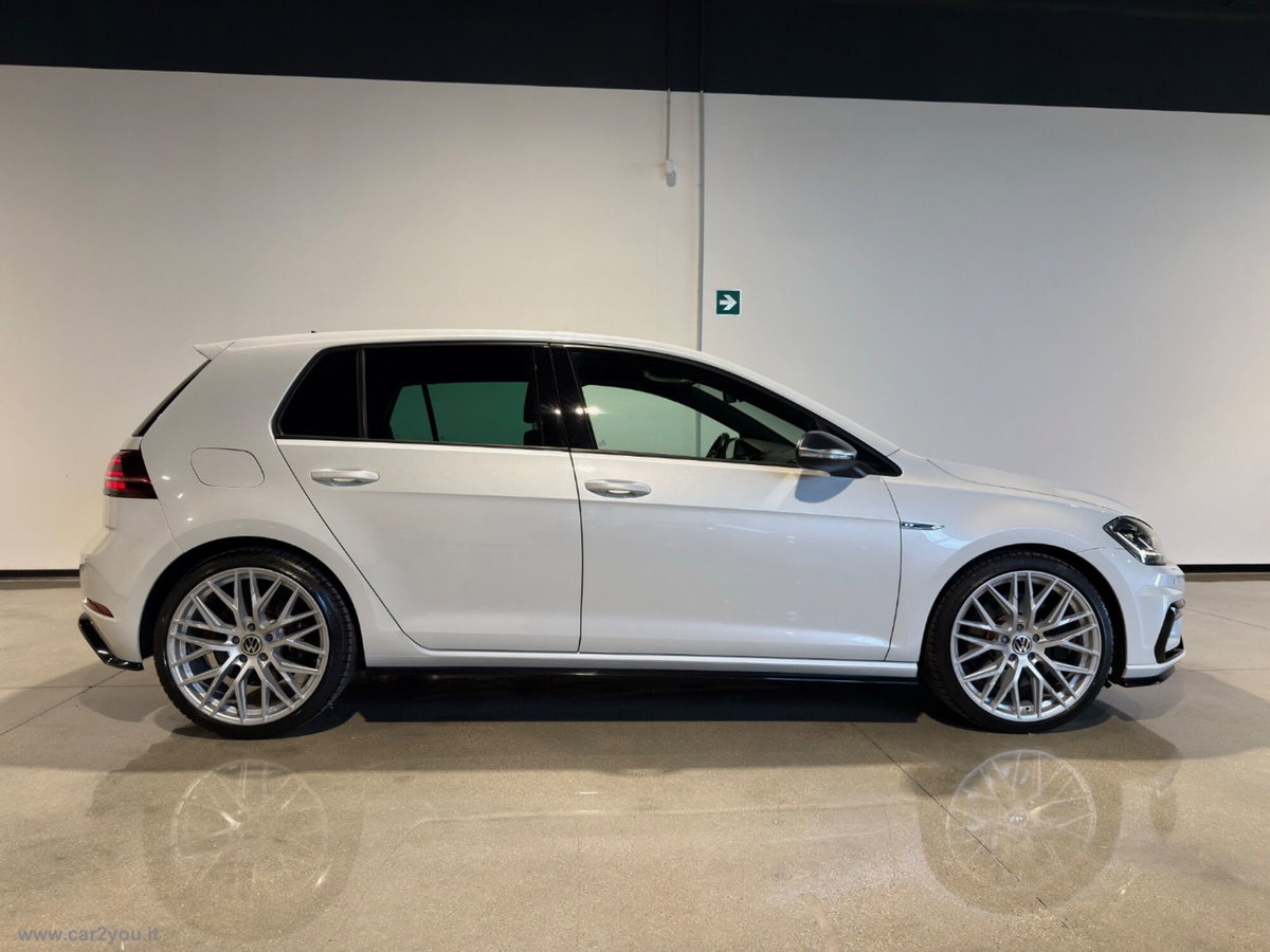 Volkswagen Golf R 2.0 TSI DSG 4MOTION 5p. BMT (5)