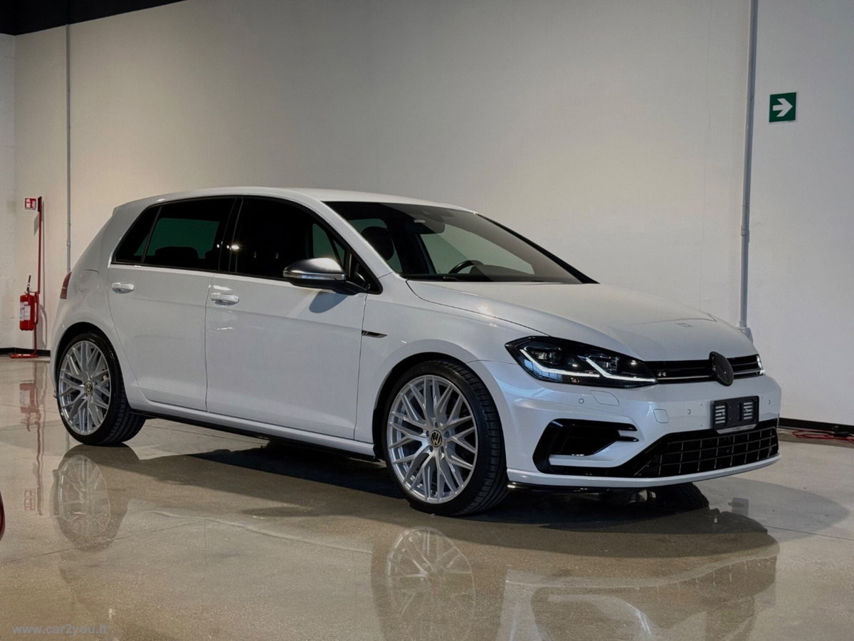 Volkswagen Golf R 2.0 TSI DSG 4MOTION 5p. BMT (6)