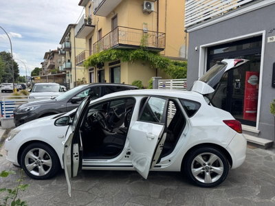 Opel Astra 1.7 CDTI 110CV 5 porte Cosmo (8)