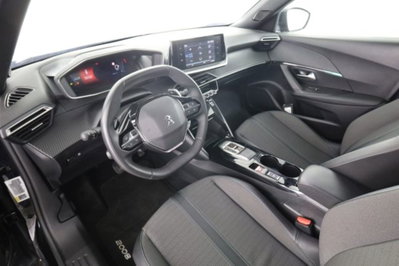 Peugeot 2008 BlueHDi 130 S&S EAT8 Allure Pack usata
