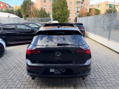 Volkswagen Golf 2.0 tsi GTI MT Ultimate 245cv (8)