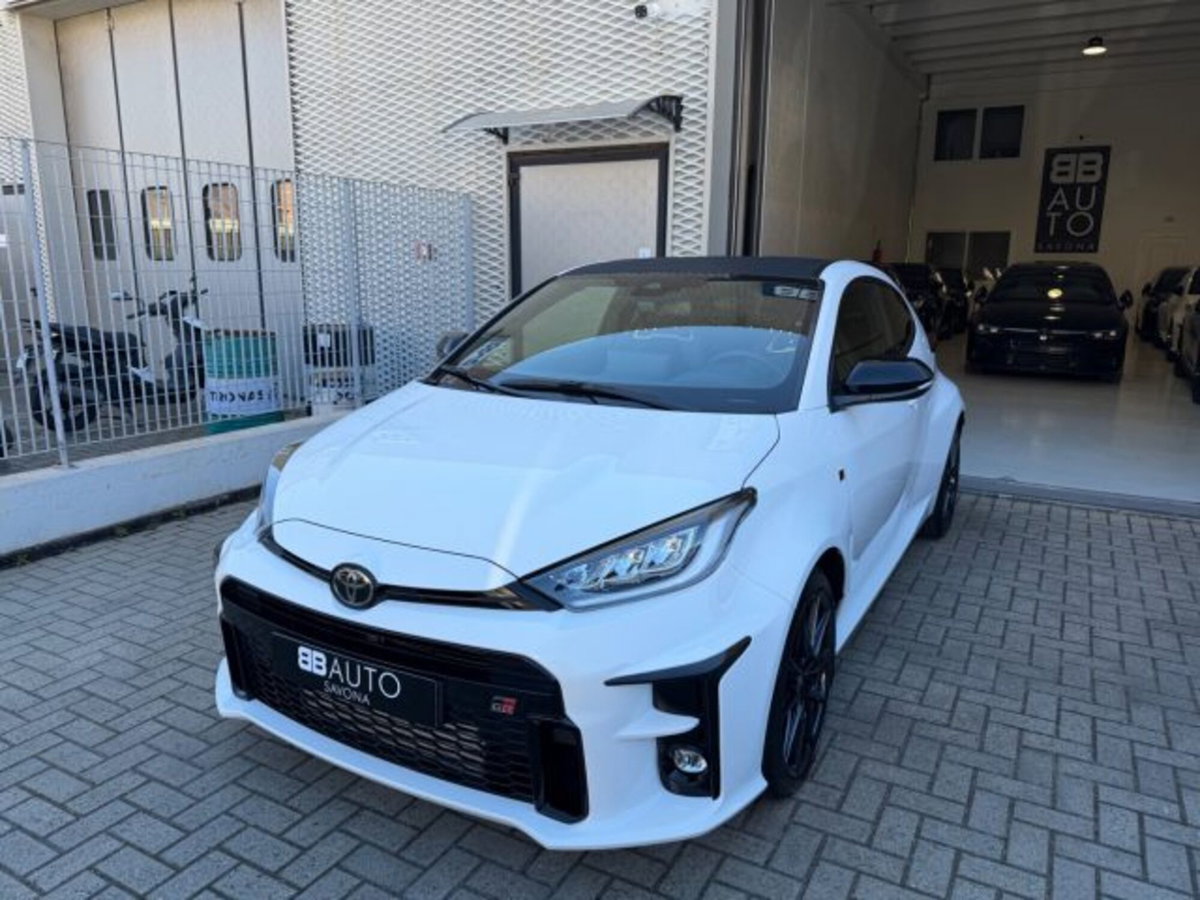 Toyota GR Yaris 1.6 Turbo 3 porte GR Yaris Circuit (2)