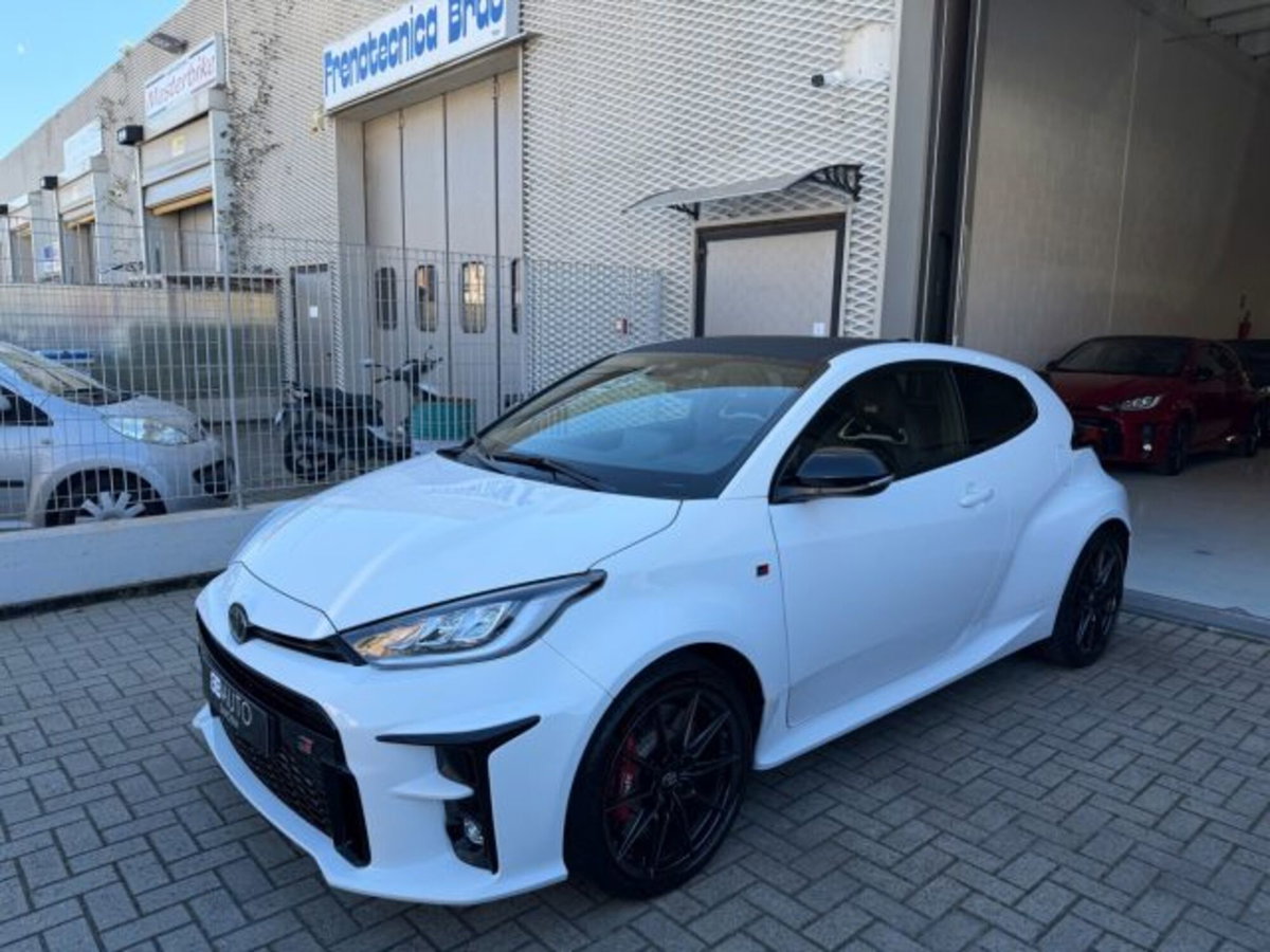 Toyota GR Yaris 1.6 Turbo 3 porte GR Yaris Circuit (3)