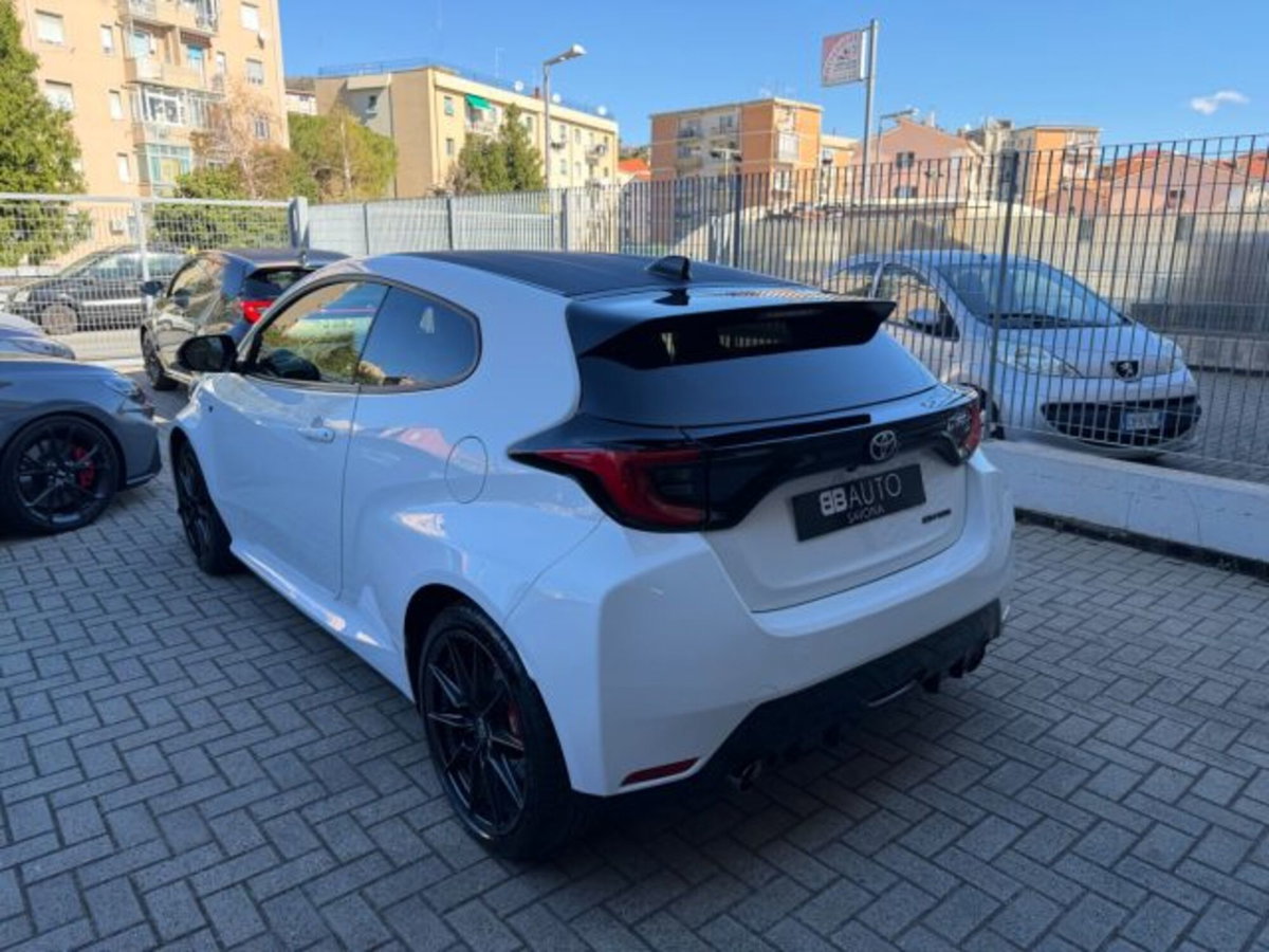 Toyota GR Yaris 1.6 Turbo 3 porte GR Yaris Circuit (9)