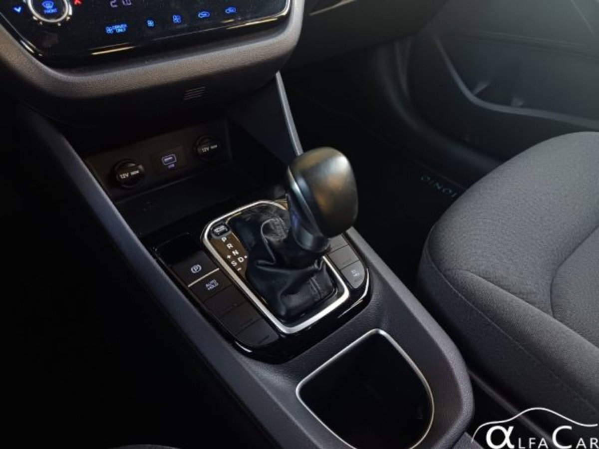 Hyundai Ioniq Plug-in Hybrid DCT Tech (11)