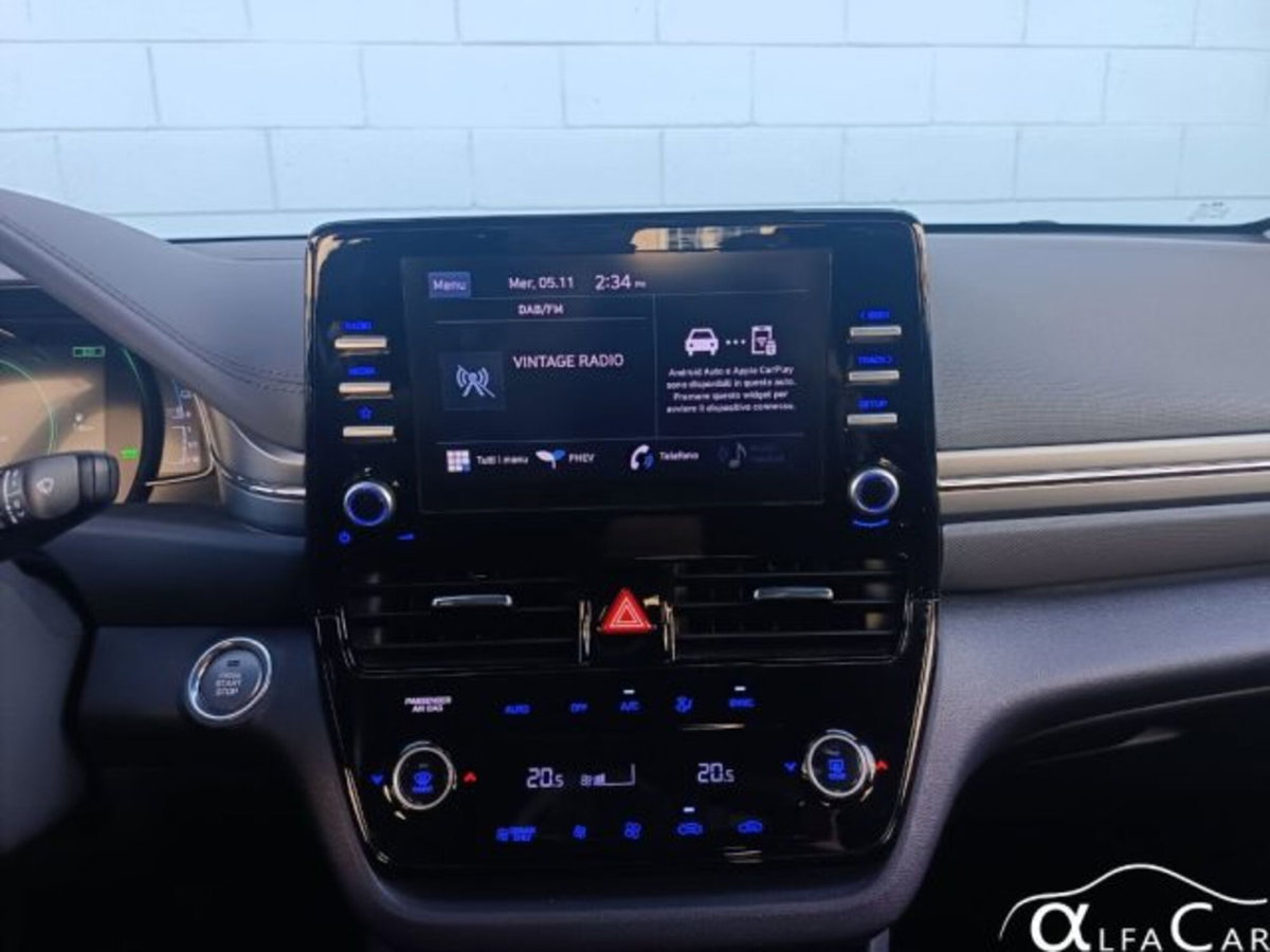 Hyundai Ioniq Plug-in Hybrid DCT Tech (15)