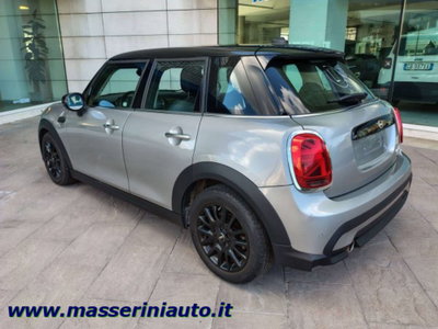 MINI Mini Clubman Clubman 1.5 Cooper Essential auto (3)