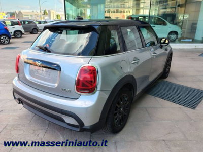 MINI Mini Clubman Clubman 1.5 Cooper Essential auto (5)