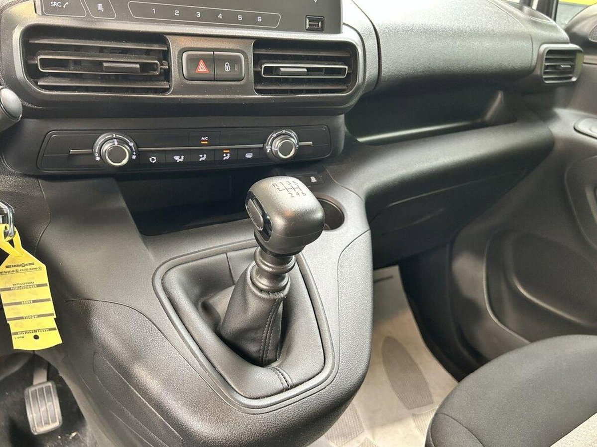 Citroen Berlingo BlueHDi 130 Stop&Start XL Feel Pack (15)