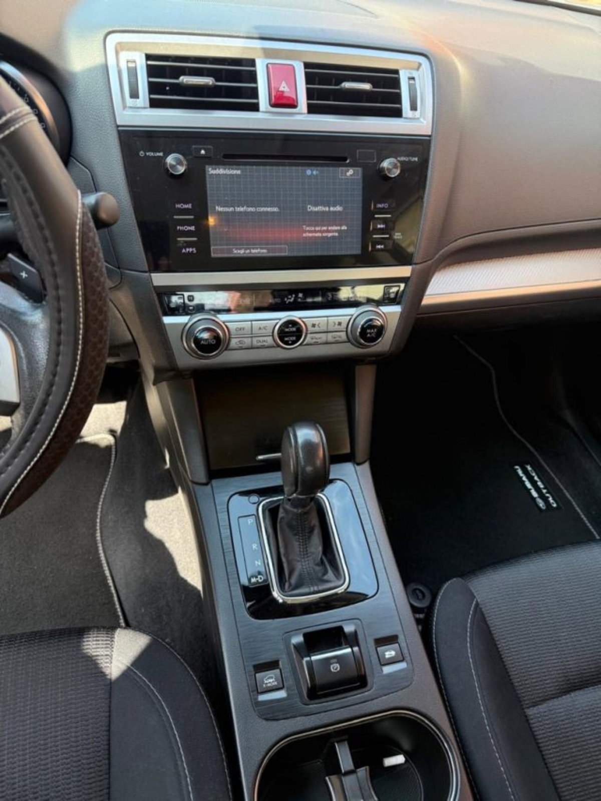Subaru Outback 2.0d Lineartronic Unlimited (10)