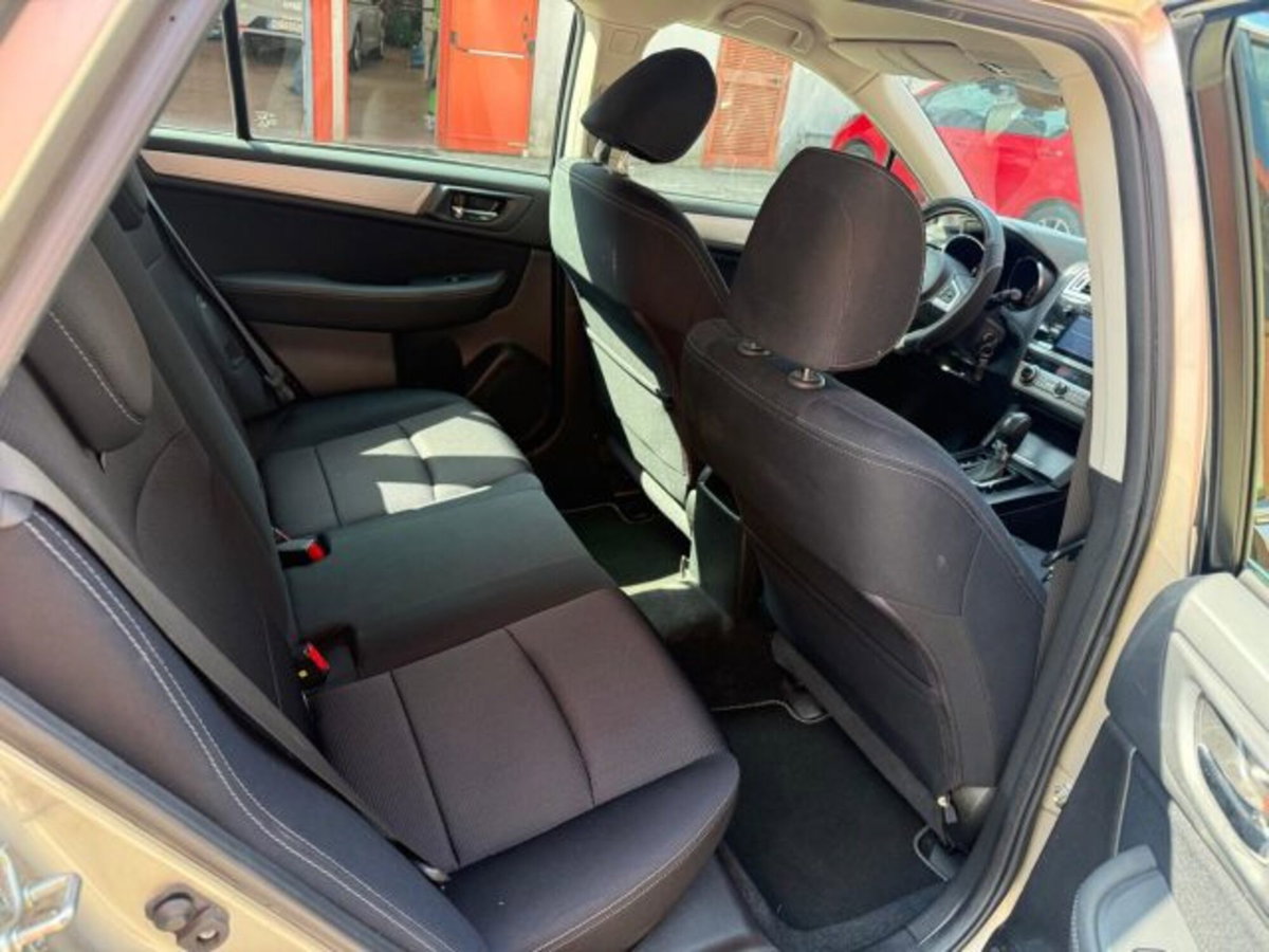 Subaru Outback 2.0d Lineartronic Unlimited (12)