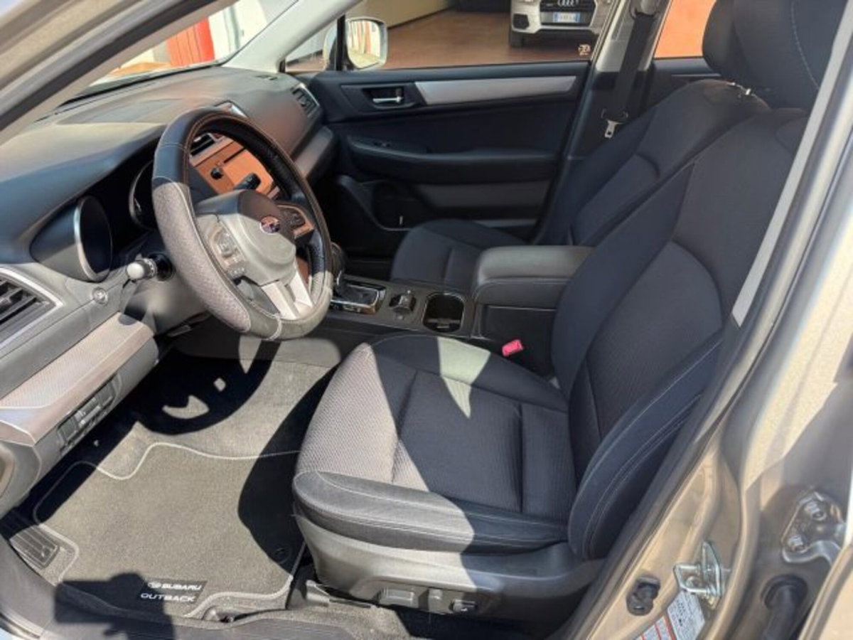Subaru Outback 2.0d Lineartronic Unlimited (8)