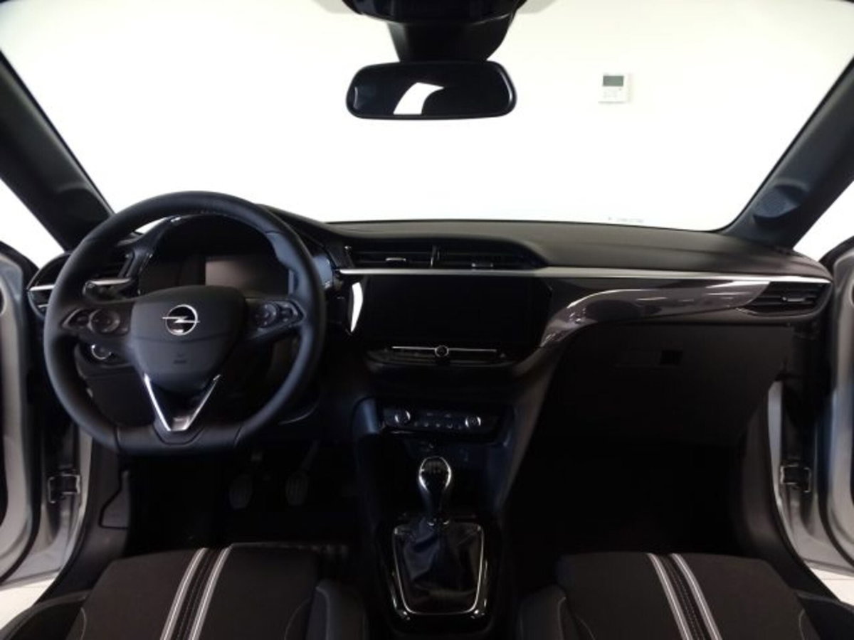Opel Corsa 1.2 hybrid GS 100cv dct6 (18)