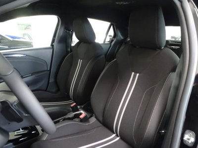 Opel Corsa 1.2 hybrid GS 100cv dct6 (12)
