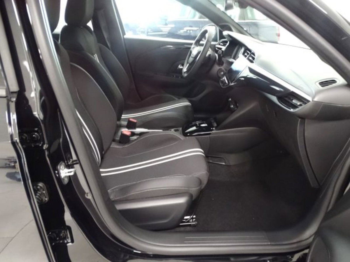 Opel Corsa 1.2 hybrid GS 100cv dct6 (16)