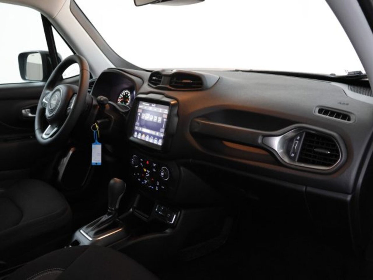 Jeep Renegade 1.5 Turbo T4 MHEV Limited (12)