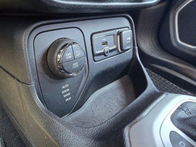 Jeep Renegade 2.0 Mjt 140CV 4WD Active Drive Low Limited (14)