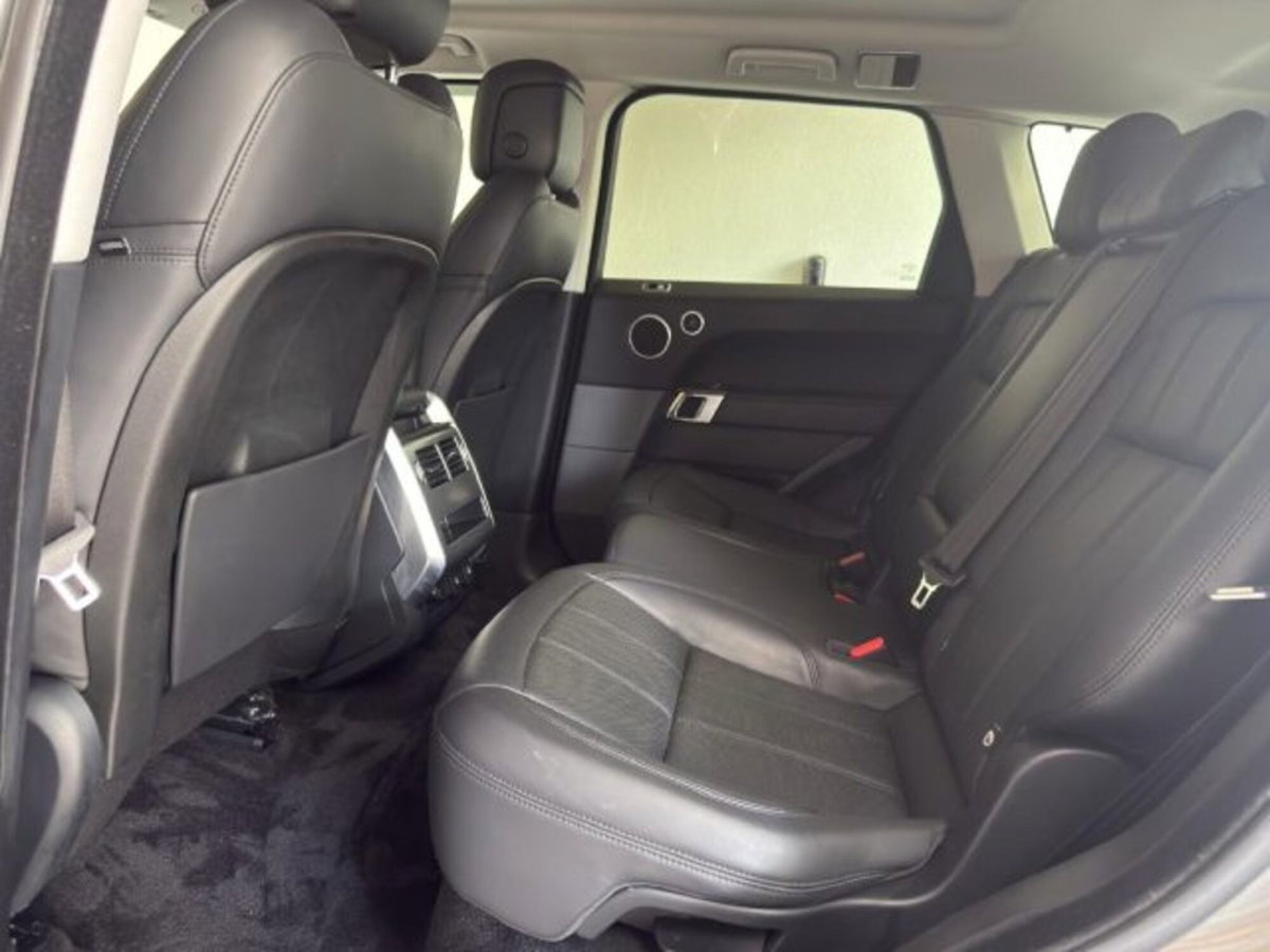 Land Rover Range Rover Sport 3.0 SDV6 249 CV HSE Dynamic (14)