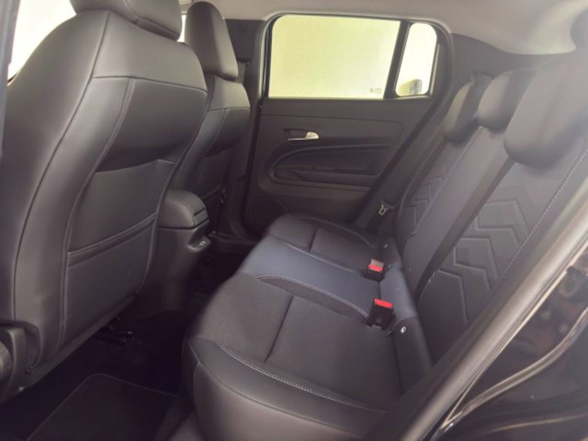Jeep Avenger 1.2 turbo Summit fwd 100cv (10)