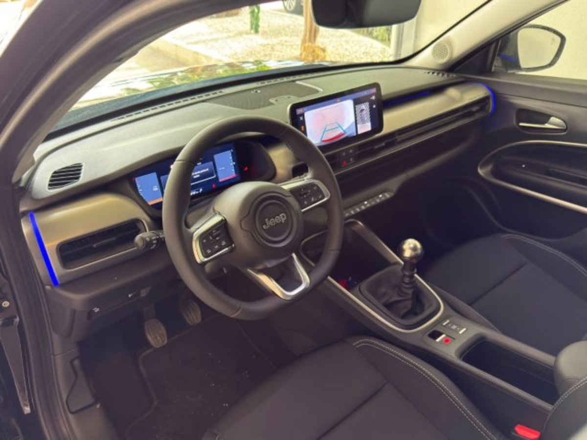 Jeep Avenger 1.2 turbo Summit fwd 100cv (20)