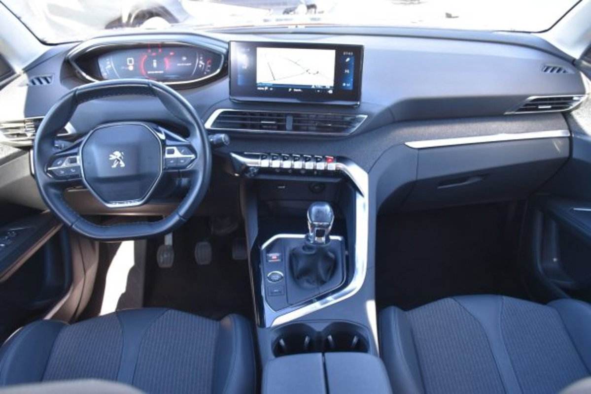 Peugeot 3008 BlueHDi 130 S&S Allure Pack (5)