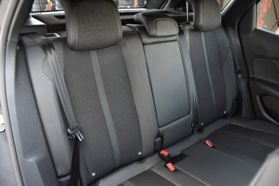 Peugeot 3008 BlueHDi 130 S&S EAT8 GT Line (20)