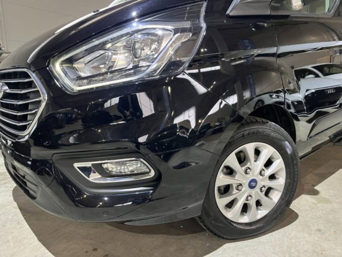 Ford Tourneo Custom 320 2.0 EcoBlue 150CV PL Titanium (5)