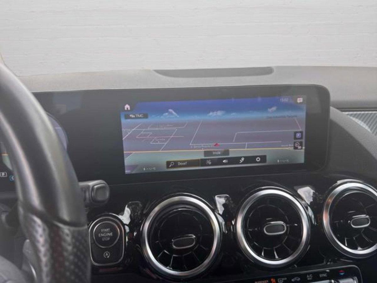 Mercedes-Benz Classe B 180 d Automatic Premium (13)