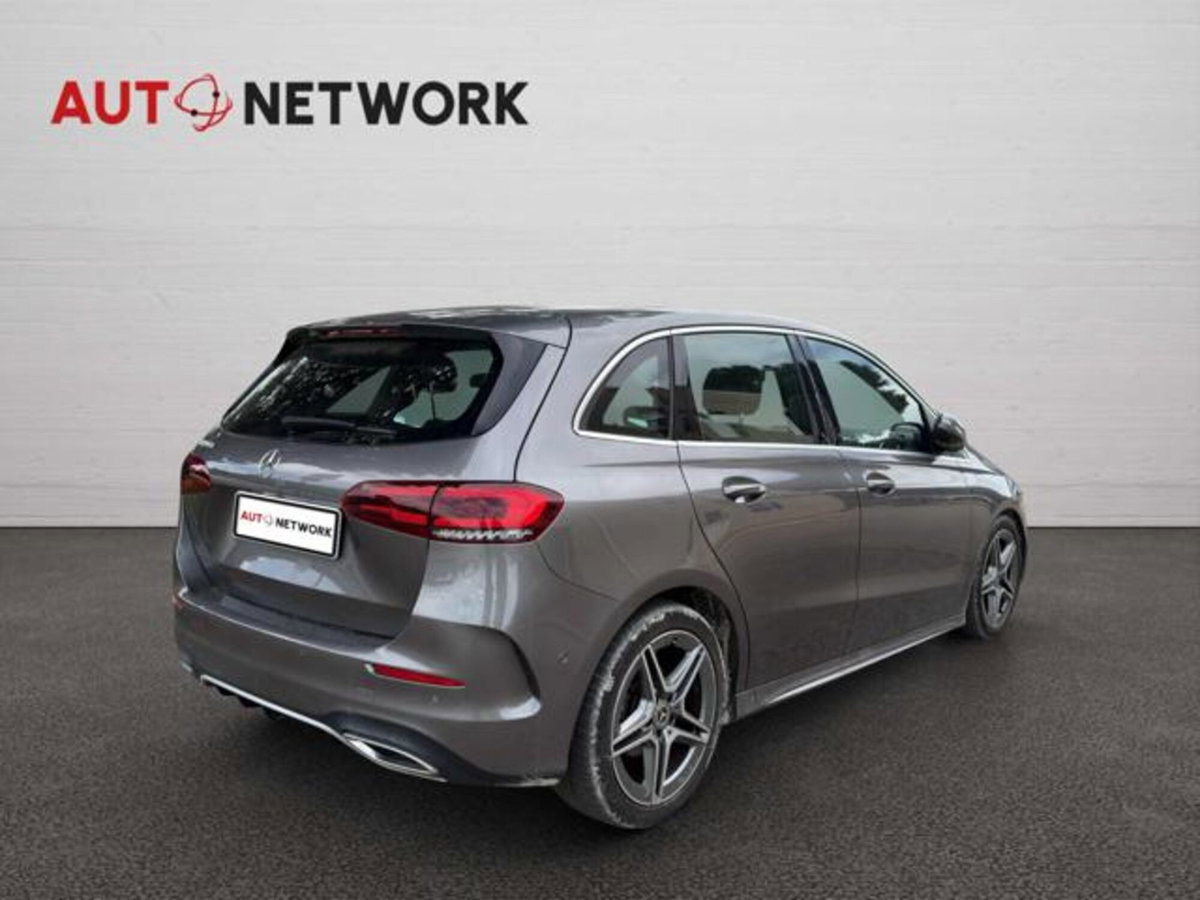 Mercedes-Benz Classe B 180 d Automatic Premium (4)