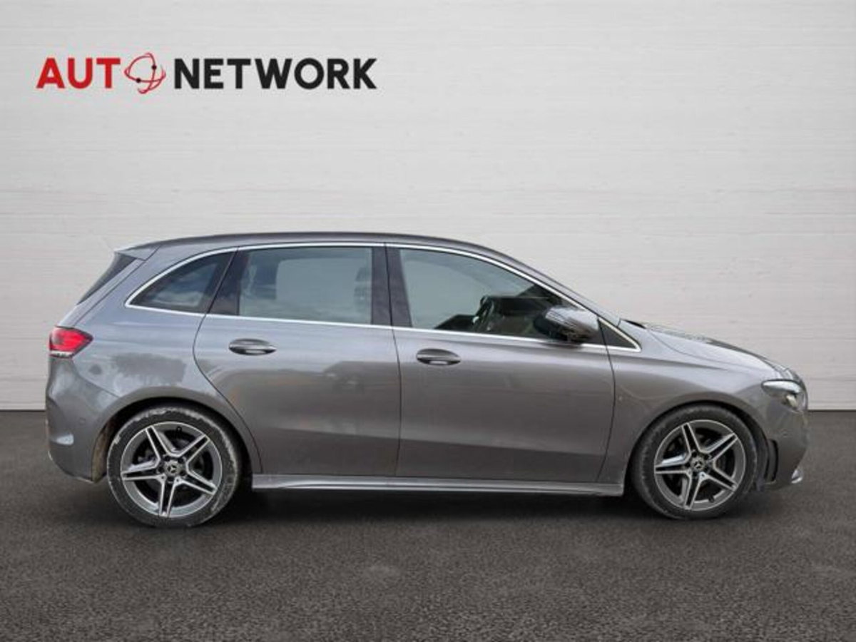 Mercedes-Benz Classe B 180 d Automatic Premium (8)