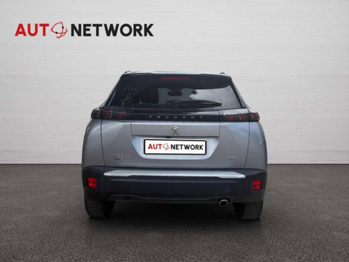 Peugeot 2008 BlueHDi 130 S&S EAT8 GT (6)