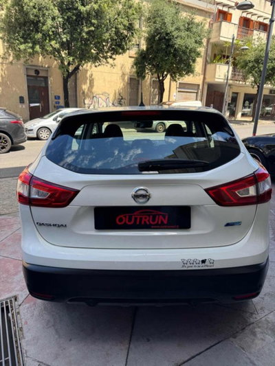 Nissan Qashqai 1.5 dCi Acenta (3)