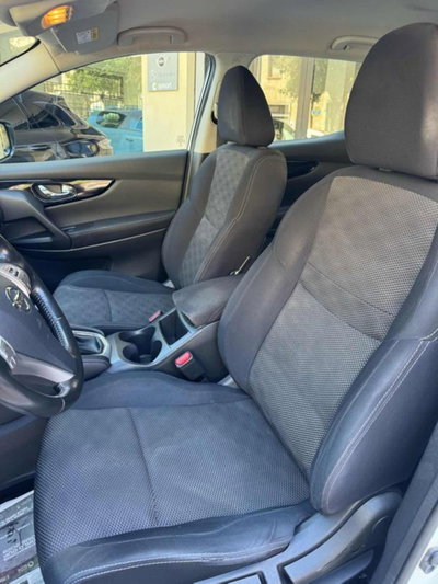 Nissan Qashqai 1.5 dCi Acenta (9)