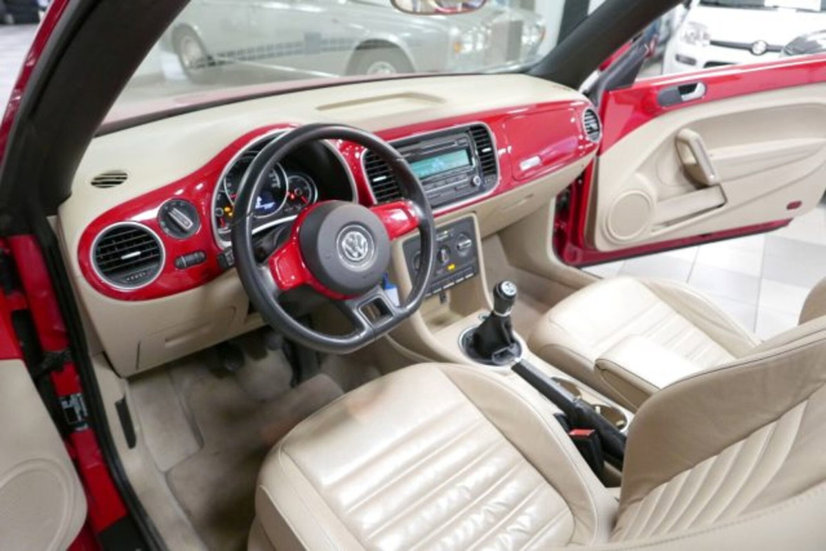Volkswagen Maggiolino Cabrio 1.2 TSI Design (12)