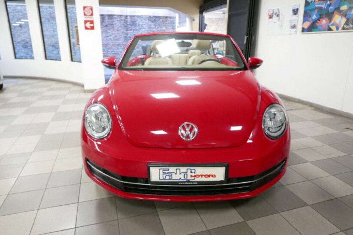 Volkswagen Maggiolino Cabrio 1.2 TSI Design (2)