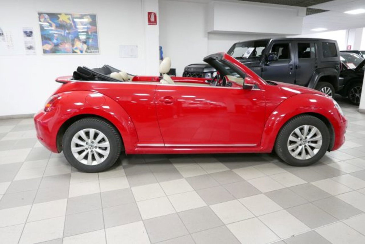 Volkswagen Maggiolino Cabrio 1.2 TSI Design (3)