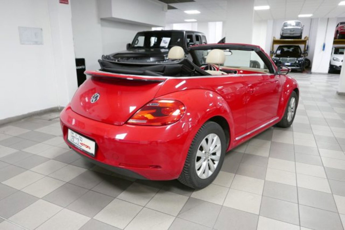 Volkswagen Maggiolino Cabrio 1.2 TSI Design (4)
